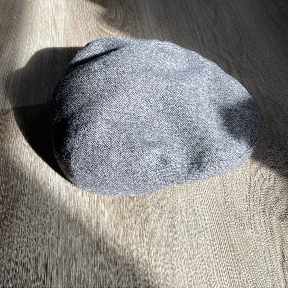 Gray Herringbone Flat Cap - image 5